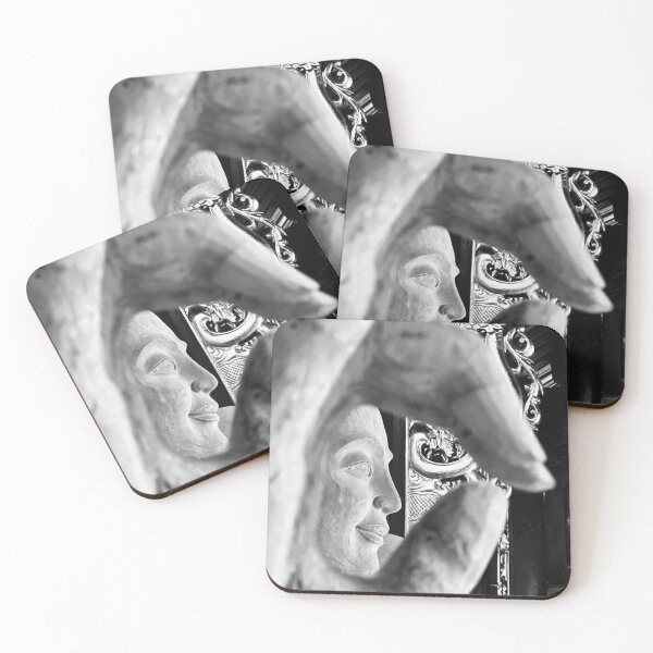 Artikelvorschau, Buddha-Gesicht von Hand gerahmt - Schwarz-Weiß-Fotografie entworfen und verkauft von KCMagrath.