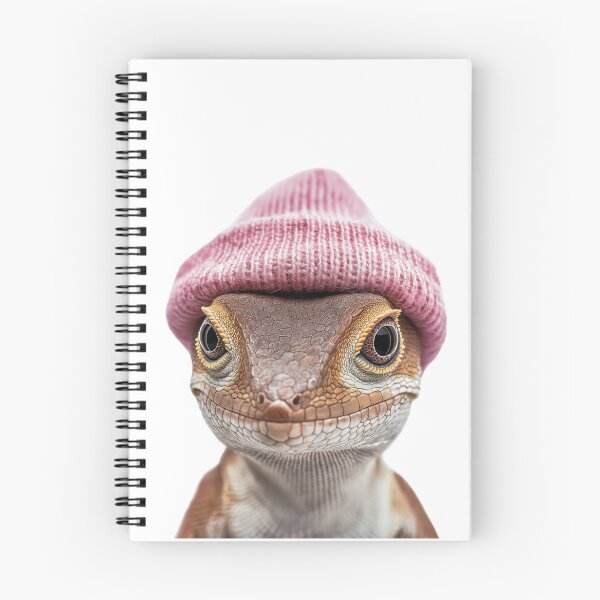 Aperçu de l'œuvre Anolis brun douillet portant un chapeau d'hiver rose, illustration de mode animale tendance créée et vendue par LazyOwlStore.