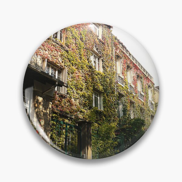 Artikelvorschau, Auf den Straßen von Montmartre DOF ( 4 ) entworfen und verkauft von Larry Davis.