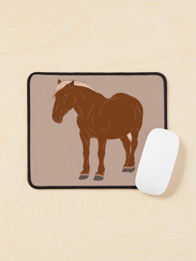 Aperçu 1 sur 5. Tapis de souris avec l'œuvre Cheval Abtenauer, dessin cheval alezan, cheval de selle, races de chevaux de l'Autriche créée et vendue par WebEquitation.