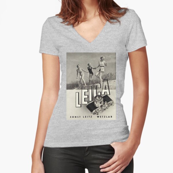 3 GIRLS T-shirt moulant col V