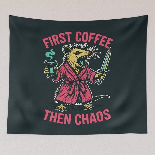 Artikelvorschau, Erst Kaffee, dann Chaos – Lustiges Morgen-Opossum-Krieger-Design entworfen und verkauft von Victor Shadehorn.