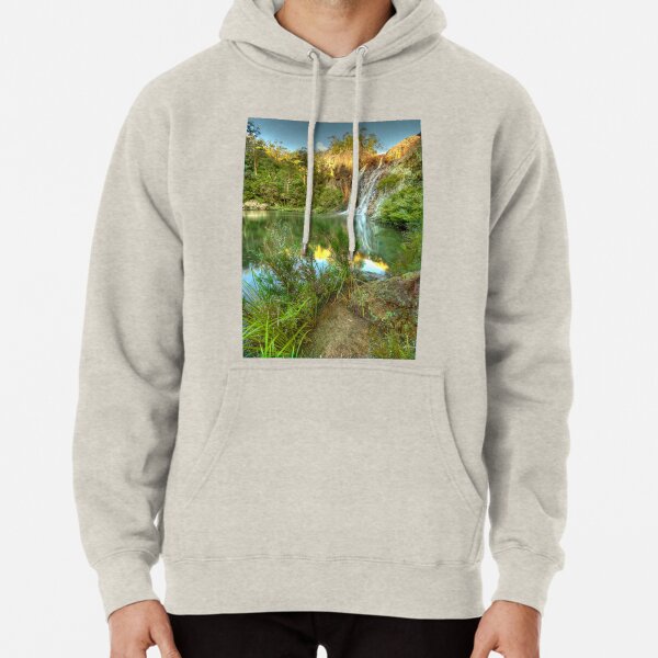 Raymond Creek Falls, Snowy River NP Pullover Hoodie