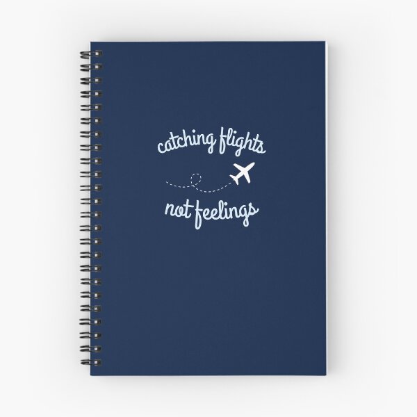Artikelvorschau, Nur mutige Schritte – Flüge erwischen, keine Gefühle ✈️ in elegantem Schwarz für den furchtlosen Reisenden. entworfen und verkauft von QuotesPrints.
