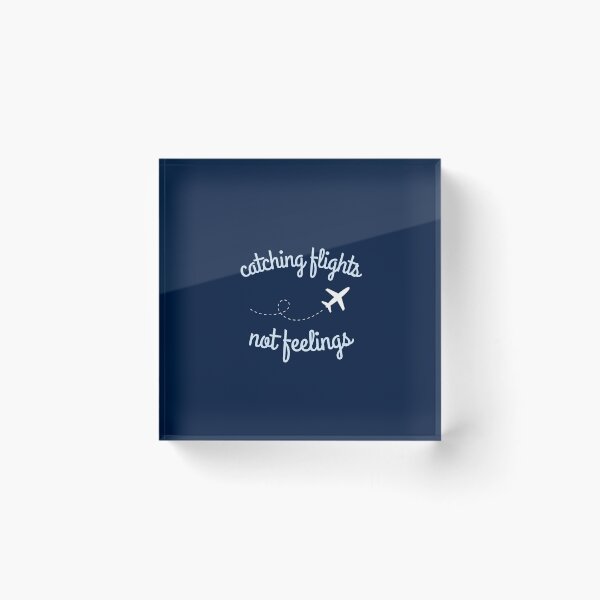 Artikelvorschau, Nur mutige Schritte – Flüge erwischen, keine Gefühle ✈️ in elegantem Schwarz für den furchtlosen Reisenden. entworfen und verkauft von QuotesPrints.