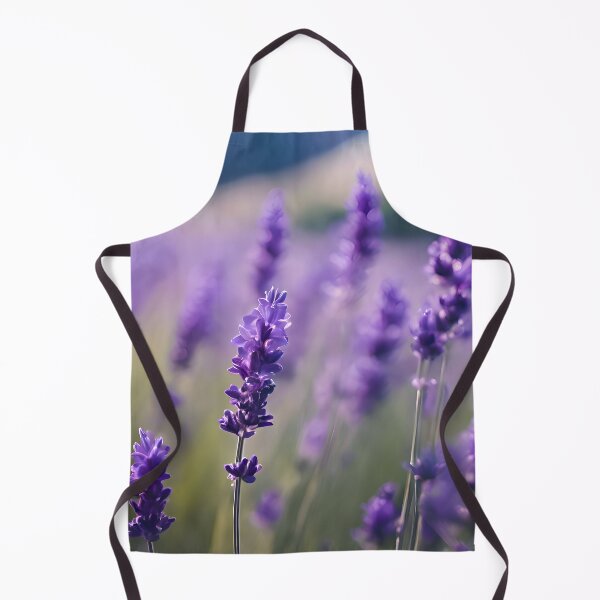 Aperçu de l'œuvre Champ de lavande violette en flou artistique créée et vendue par Pixel Press Prints.