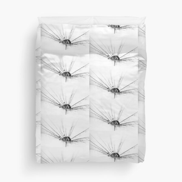 Abstract Beauty a wet Dandelion Seed  Duvet Cover
