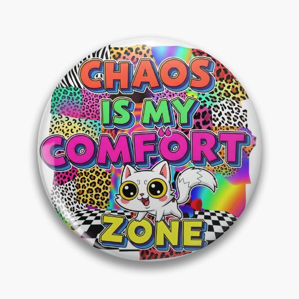 Artikelvorschau, Chaos ist meine Komfortzone – Lebendiges ästhetisches Y2K-Katzendesign mit Regenbogen-Tierdruck entworfen und verkauft von AnnDesignStudio.
