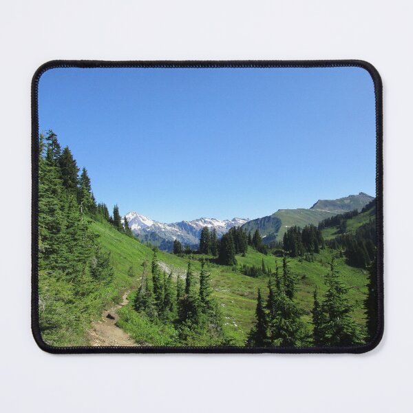 Aperçu de l'œuvre montagnes des Cascades créée et vendue par EchoFiveArt.