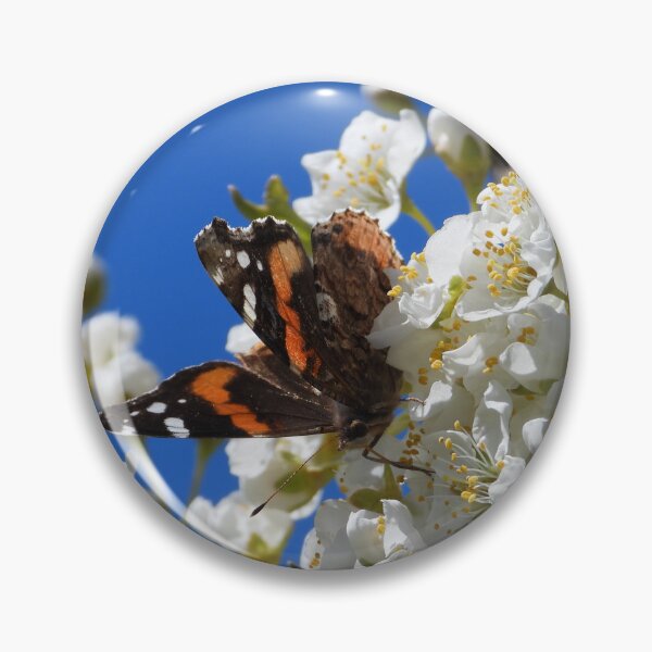 Item preview, A late spring visitor designed and sold by WonderlandGlass.