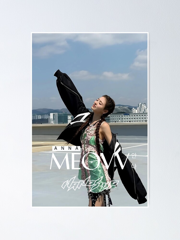 MEOVV Anna Hands Up Drop Top Merch | Exclusive Fan Collection