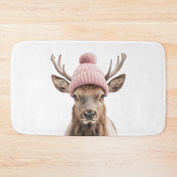 Aperçu de l'œuvre Élan des montagnes Rocheuses confortable portant un chapeau d'hiver rose, illustration de mode animale tendance créée et vendue par LazyOwlStore.