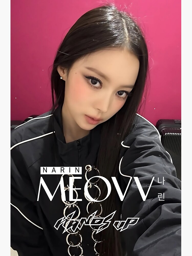 MEOVV シンガポール　ポップアップ　買い上げ　トレカ　ナリン　narin MEOVV Narin Hands Up Drop Top Merch | Exclusive Fan Collection