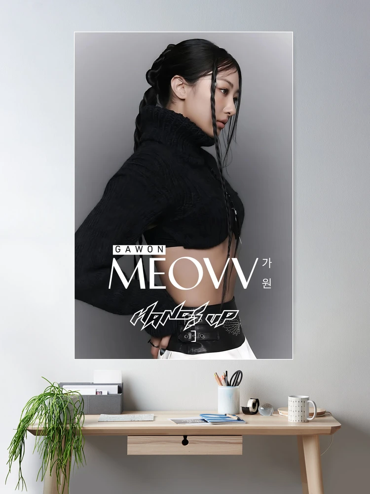 MEOVV Gawon Hands Up Drop Top Merch | Exclusive Fan Collection