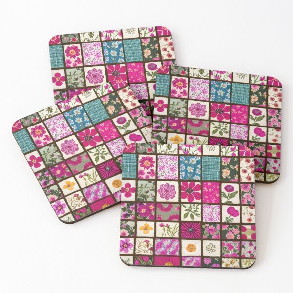 Artikelvorschau, Rosa Cottagecore Ästhetisches Blumen-Patchworkmuster entworfen und verkauft von CarrollGene.