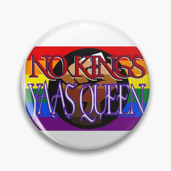 Artikelvorschau, No Kings Yaas Queen – Regenbogen-Stolz & Solidaritätsfaust-Typografie-Design entworfen und verkauft von aadventures.