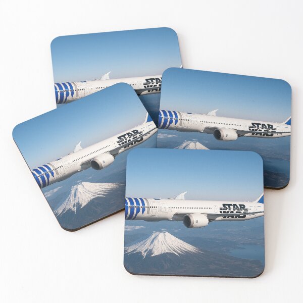 Artikelvorschau, ANA 787 R2-D2 Star Wars-Lackierung über dem Fuji entworfen und verkauft von Skyframe Aviation.