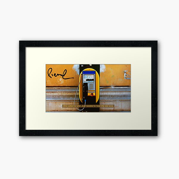 Aperçu de l'œuvre Photographie urbaine avec légende digne d'un film créée et vendue par holaitssher.
