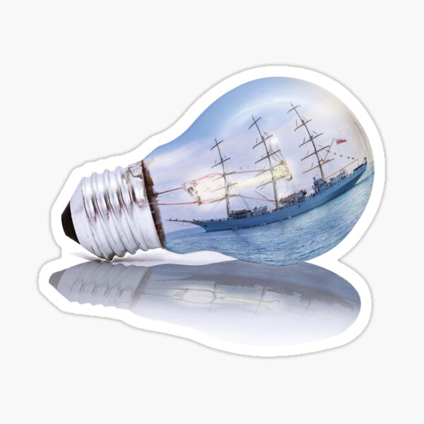 Aperçu de l'œuvre Manipulation de photo, bateau dans une ampoule créée et vendue par Niguellarson90.