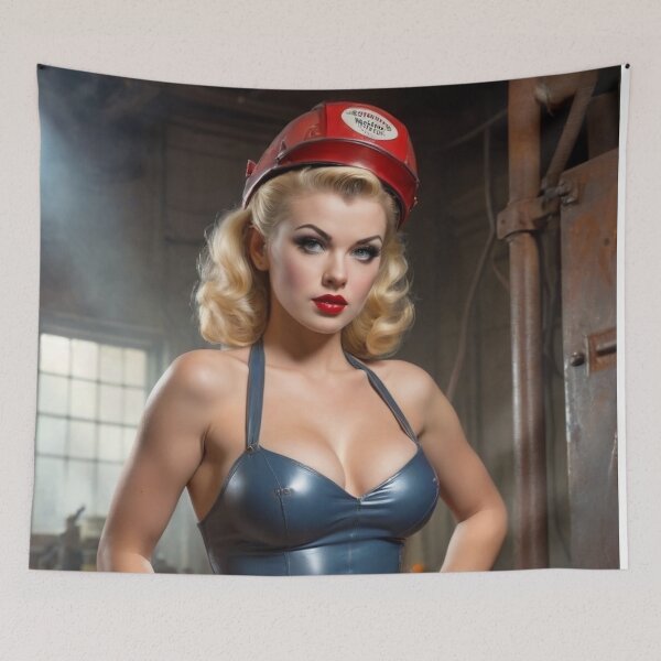 Aperçu de l'œuvre Pin-up blonde mécanicienne des années 1940 créée et vendue par MissSaylor.