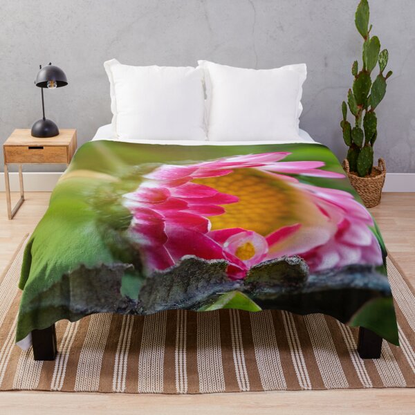 Item preview, Marguerite lies down designed and sold by beatbieri.ch.