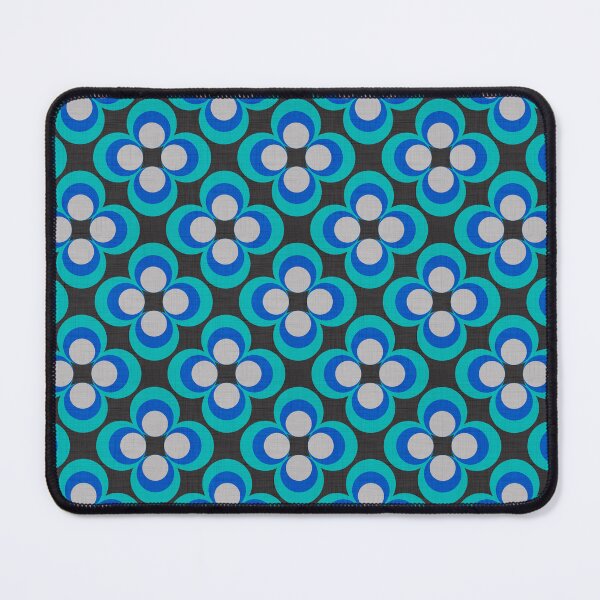 Artikelvorschau, Retro Leinen Blumenmuster - Türkis, Blau, Weiß auf Grau entworfen und verkauft von QuestingPixel.