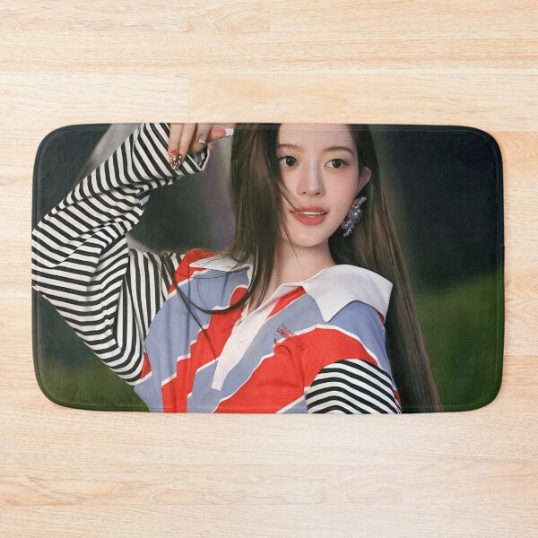 Artikelvorschau, Minju Bomb Merch | "Bomb" & "Do The Dance" Kollektion entworfen und verkauft von Valereekmerch.