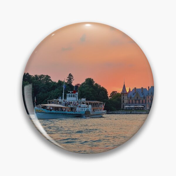 Item preview, DS Blümlisalp in the sunset in front of Schadau Castle designed and sold by beatbieri.ch.