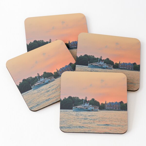 Item preview, DS Blümlisalp in the sunset in front of Schadau Castle designed and sold by beatbieri.ch.