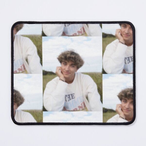 Item preview, gavin dreamy edit designed and sold by stailok's place.