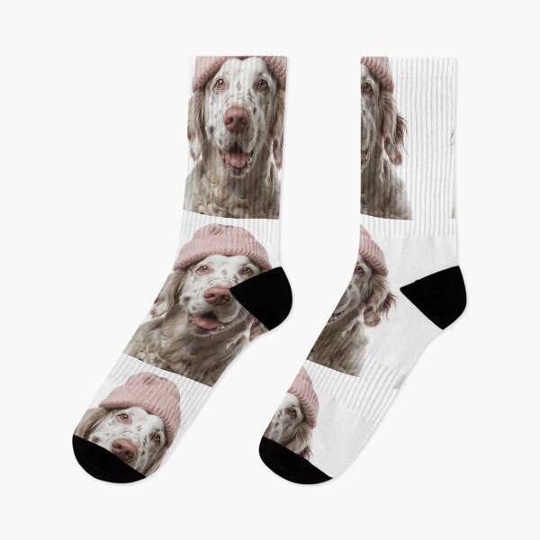 Artikelvorschau, Gemütlicher englischer Setter-Hund mit rosa Wintermütze, trendiges Tiermode-Kunstwerk entworfen und verkauft von LazyOwlStore.