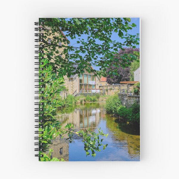 Artikelvorschau, Reflexionen in Pickering Beck, North Yorkshire entworfen und verkauft von Violaman.