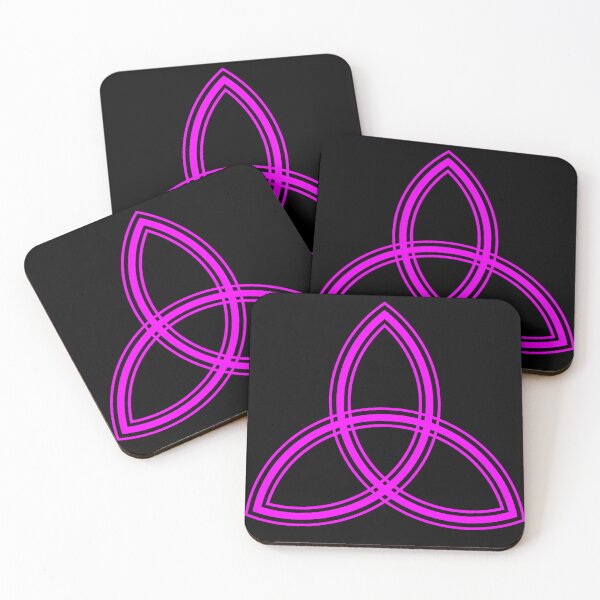 Artikelvorschau, Triquetra Magenta entworfen und verkauft von The Artless Archer.