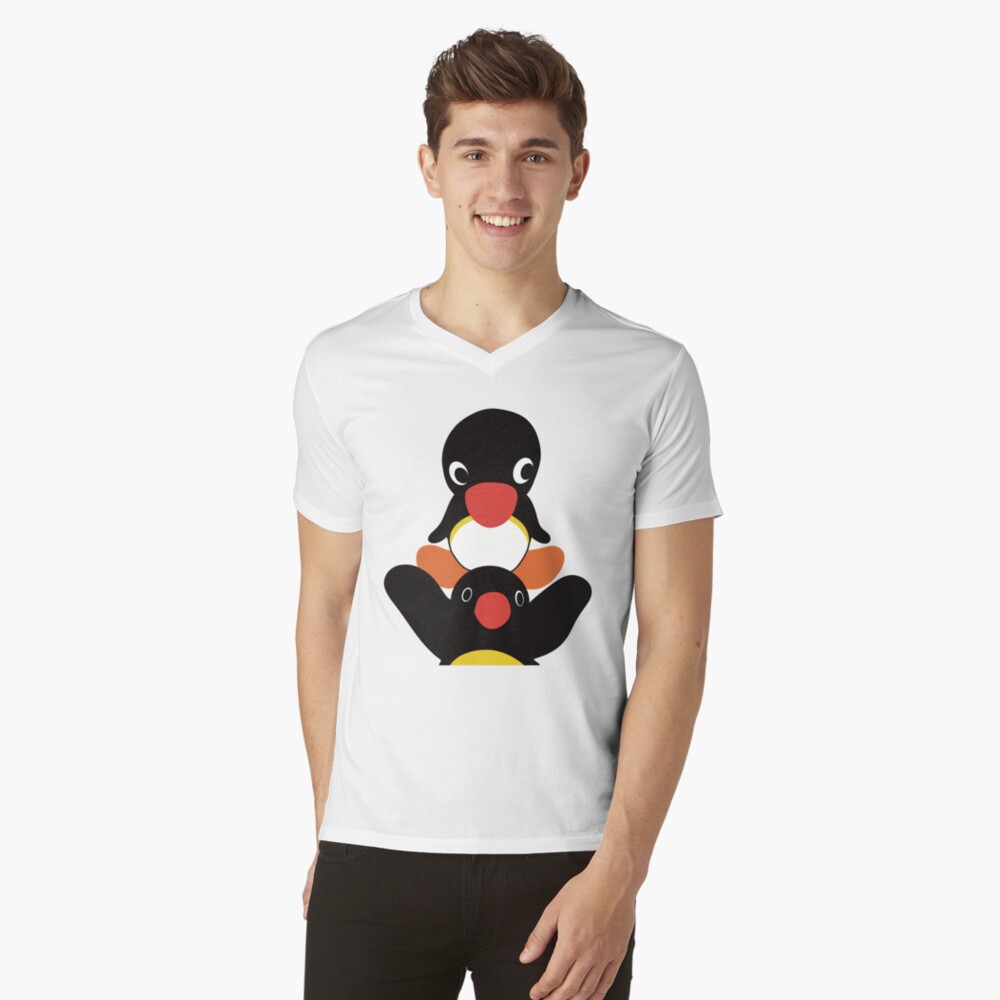 Vista previa del artículo con la obra «Camiseta de cuello en V», diseñado y vendido por CheylaDesigns.