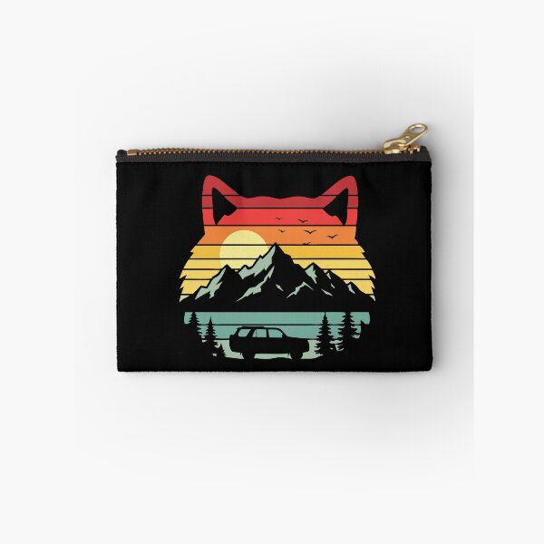 Artikelvorschau, Wolf Overland Badge – Retro Off-Road entworfen und verkauft von Timegraf.