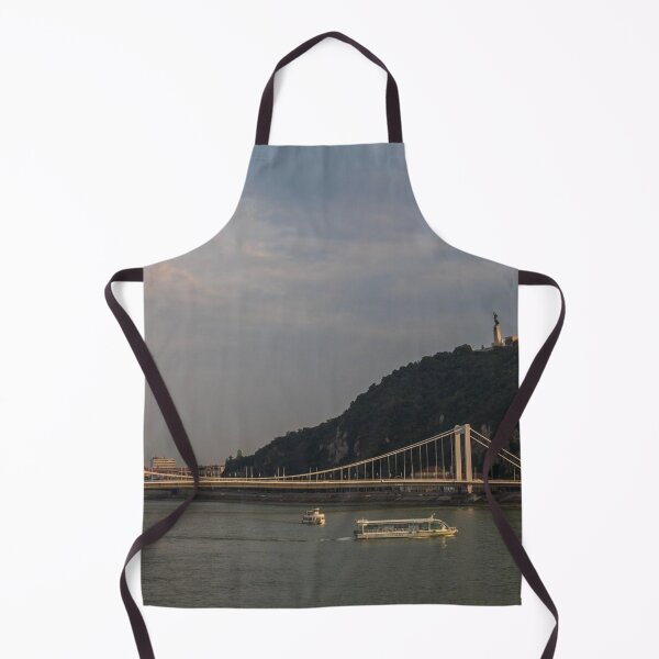 Item preview, Erzsébet Bridge in Budapest – Elegant Connection Over the Danube designed and sold by MetaModel Editions.