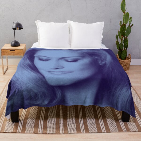 Aperçu de l'œuvre Dalida aux couleurs de la nuit créée et vendue par carmencuarzo.