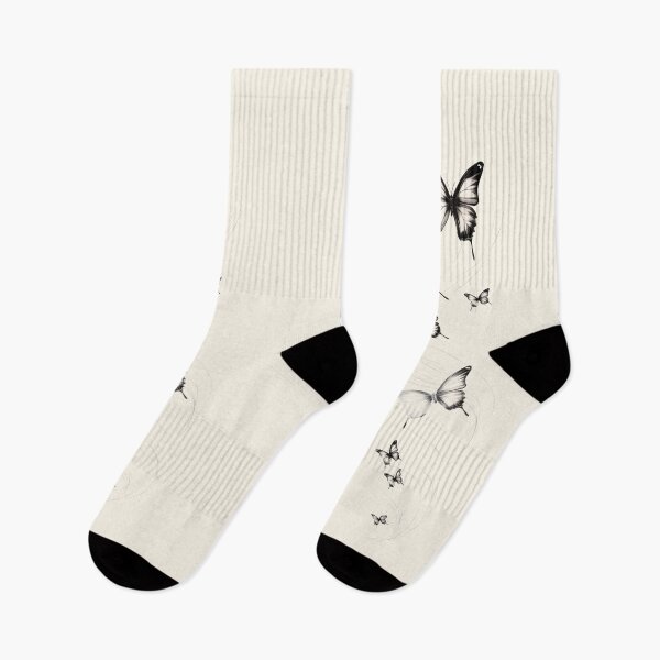 Artikelvorschau, Schwarze ästhetische Schmetterlinge – Minimalistischer, sanfter Grunge-Vibe entworfen und verkauft von GiriaGallery.