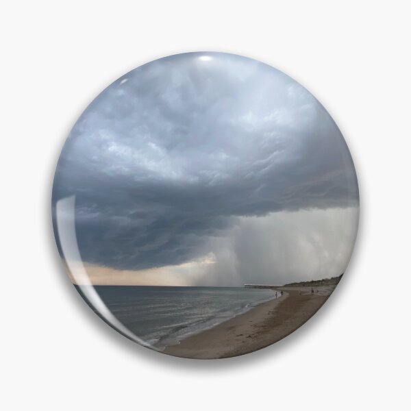 Artikelvorschau, Skegness Beach im Sturm entworfen und verkauft von Kate Anderson Art.