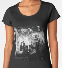Fighting Shaolin monks in 1918 Women's Premium T-Shirt