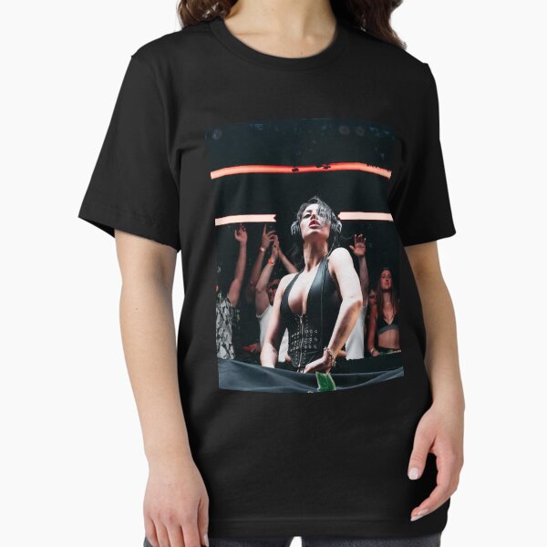 Artikel-Vorschau von Sara Landry Hard Techno DJ Rave Live-Set, designt und verkauft von TECHNO_SHIRTS.