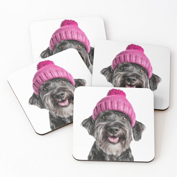 Artikelvorschau, Gemütlicher Standard Schnauzer Hund trägt rosa Wintermütze trendige Tiermode Kunstwerk entworfen und verkauft von LazyOwlStore.