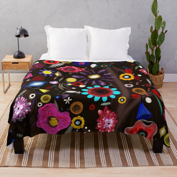 Item preview, Flowers, Feliz Cumpleaños, Buon Compleanno, Alles Gute zum Geburtstag, 生日快乐, С днём рождения, Selamat Ulang Tahun, عيد ميلاد سعيد, Maligayang Kaarawan designed and sold by rupydetequila.
