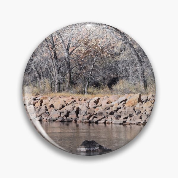 Aperçu de l'œuvre Vues de janvier sur le fleuve Rio Chama créée et vendue par KillNFuel.