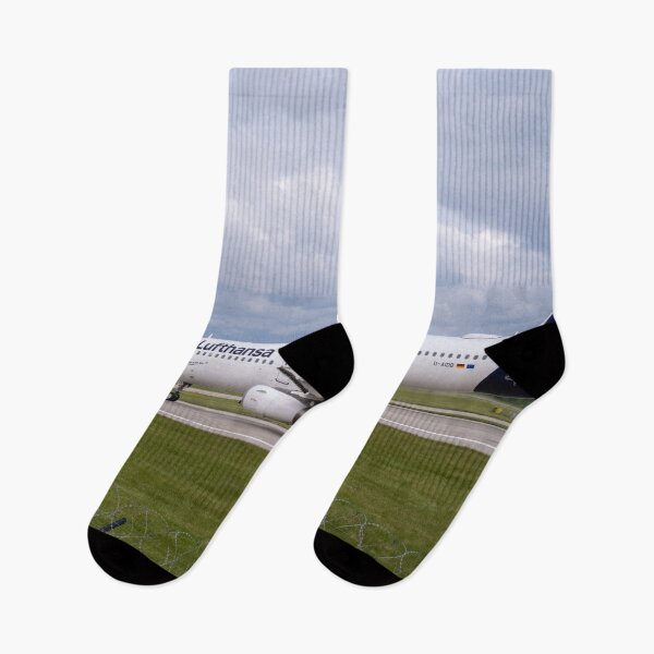 Item preview, MAN to FRA Lufthansa Airbus A321-231 designed and sold by Skyframe Aviation.