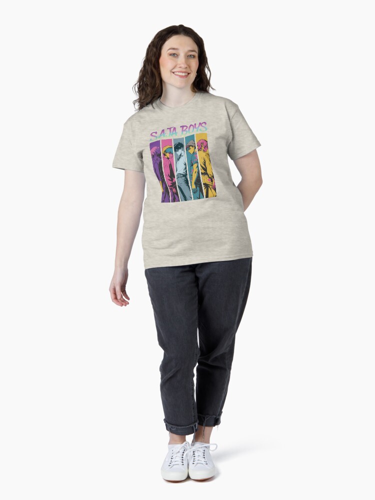 Imagen 4 de 7, Camiseta clásica con la obra Chico Saja, diseñada y vendida por kbritoart.