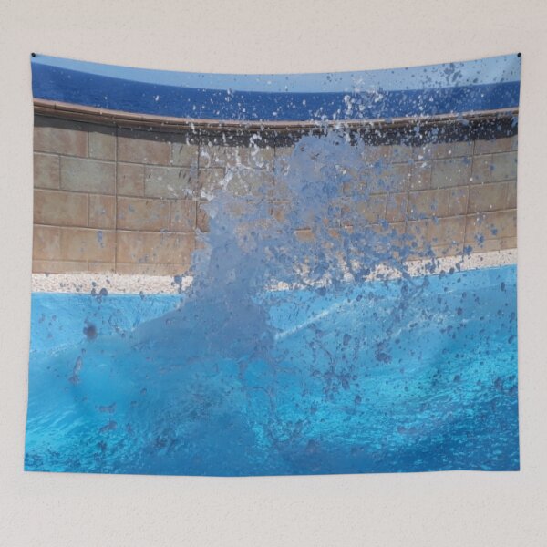 Item preview, water designed and sold by Eleonora Tschudin.
