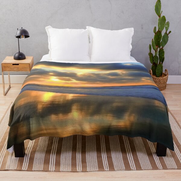Item preview, Guincho designed and sold by Tereza Pilar  Art.
