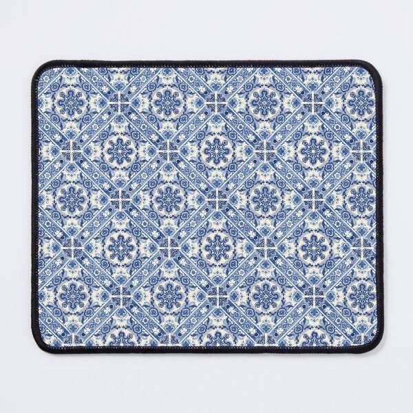 Aperçu de l'œuvre Motif floral bleu et blanc créée et vendue par Kayslab.