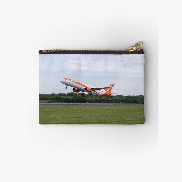 Artikelvorschau, MAN nach AYT easyJet Airbus A321-251NX entworfen und verkauft von Skyframe Aviation.